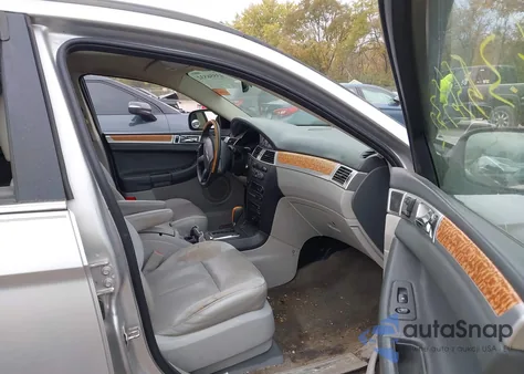 2007 Chrysler Pacifica Limited z USA, uszkodzony, nr VIN 2A8GM78X57R306343